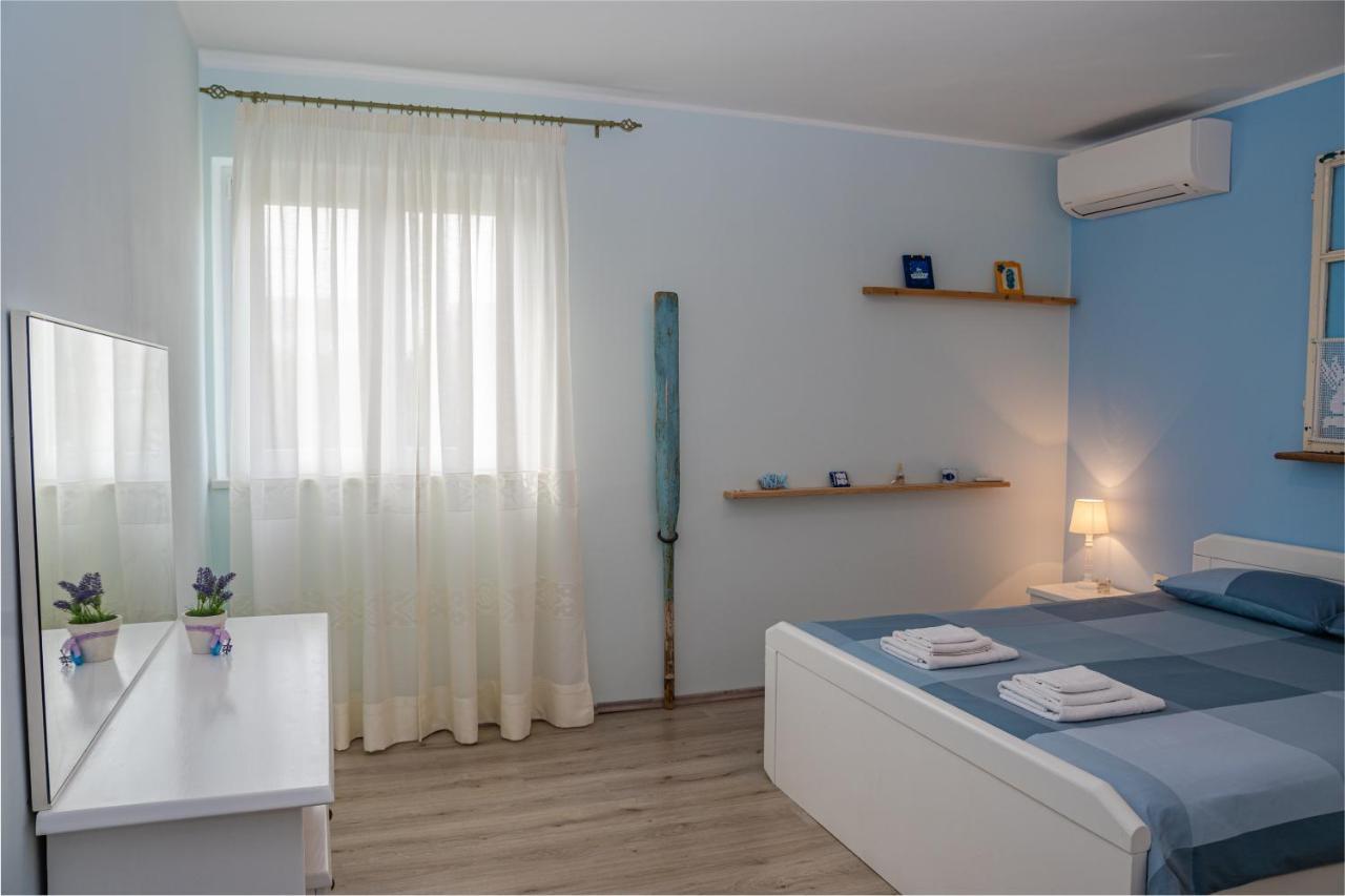 Apartman Doris Milohnici Esterno foto