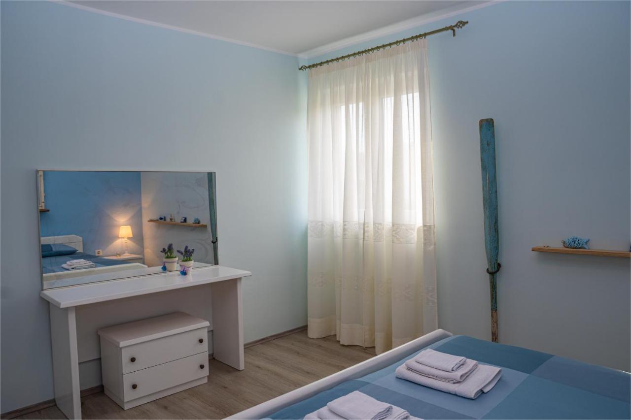 Apartman Doris Milohnici Esterno foto